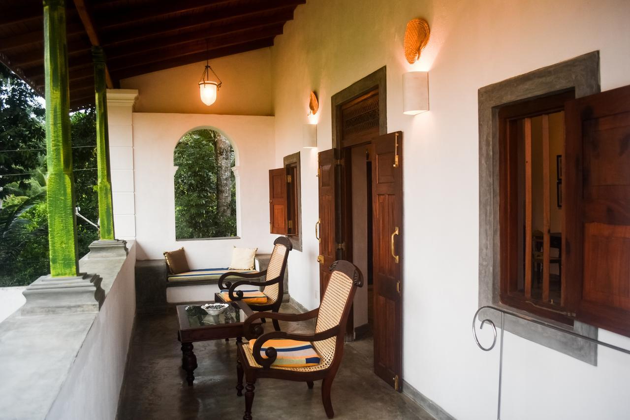 Villa Kubura Hikkaduwa Extérieur photo