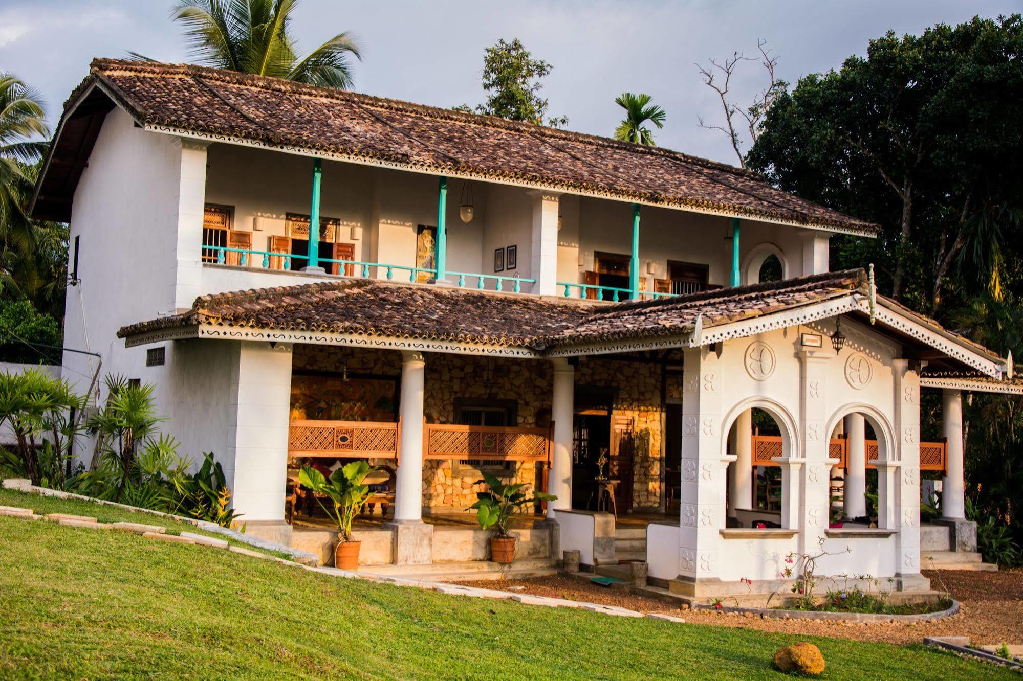 Villa Kubura Hikkaduwa Extérieur photo