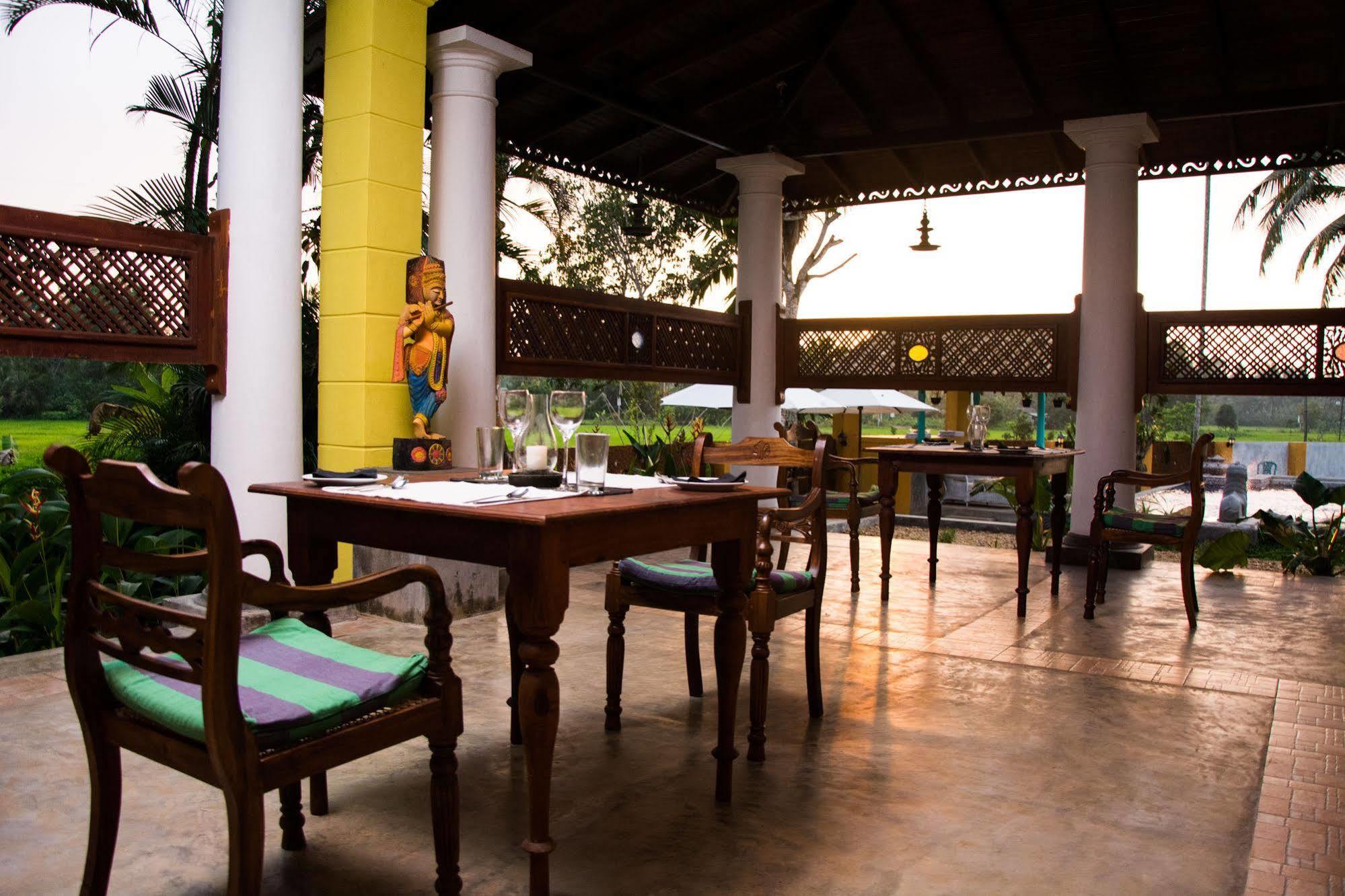 Villa Kubura Hikkaduwa Extérieur photo